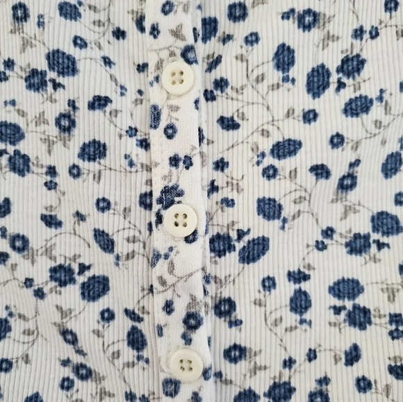 Aeropostale Junior Girls Shrunken Tee Small Floral Button Down Top - Picture 4 of 6